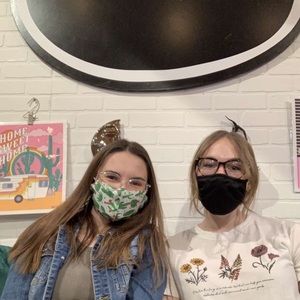 Meet your Posher, Ciera